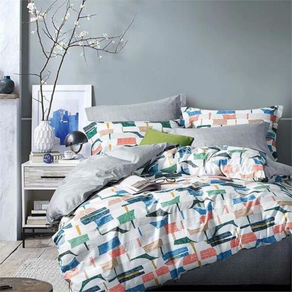 Symmetric Quilt Cover Set