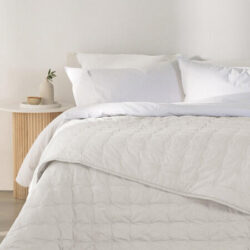 Vintage Coverlet - Softwash Cotton, King/Super King, Beige - Canningvale