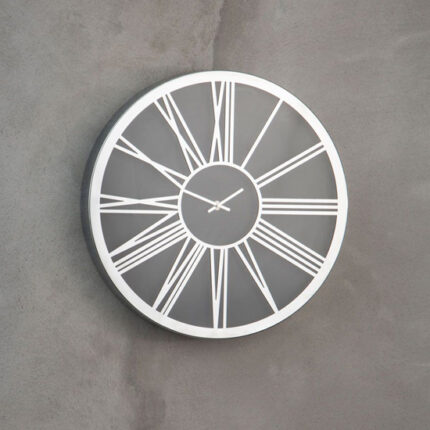 Breiley Round Design Wall Clock In Black And Chrome Frame