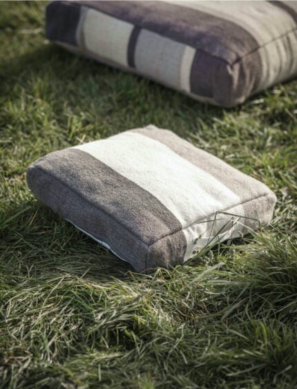 Garden Trading Outdoor Medium Floor Cushion