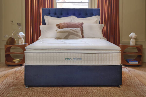 Sleepeezee Cool Refresh 3200 Memory Pillow Top Mattress + Premium Divan Bed , Charcoal Grey, No Storage, Single