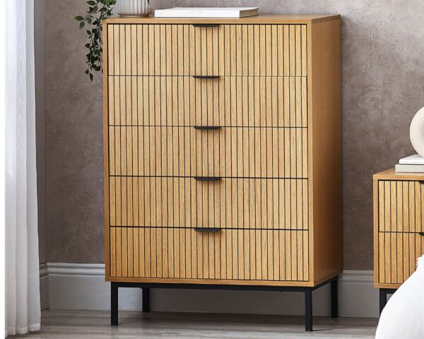Sia - 5 Drawer Chest of Drawers - Oak/Black - Wood/Metal - Happy Beds