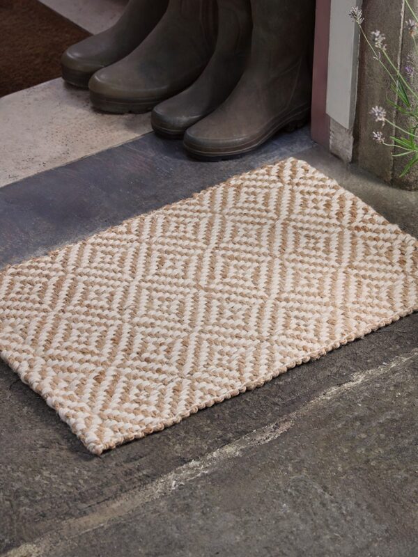 Braided Jute Diamond Doormat