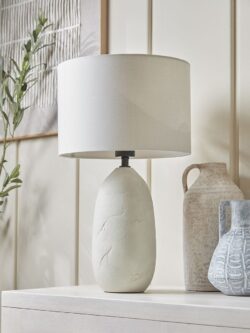 Chaya Table Lamp