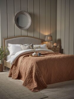 Quilted Bedspread - Terracotta