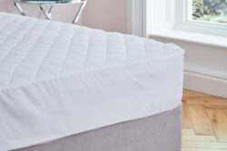 Silentnight Soft as Silk Mattress Protector, King Size