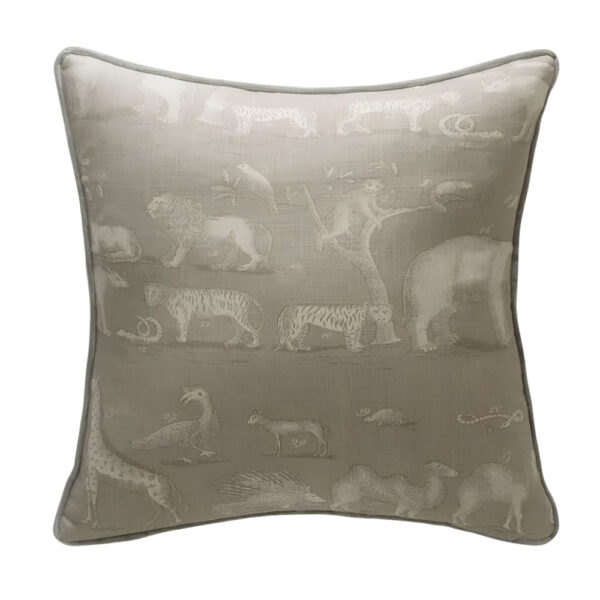 Andrew Martin Kingdom Cushion Canvas Mossop Ice | Outlet