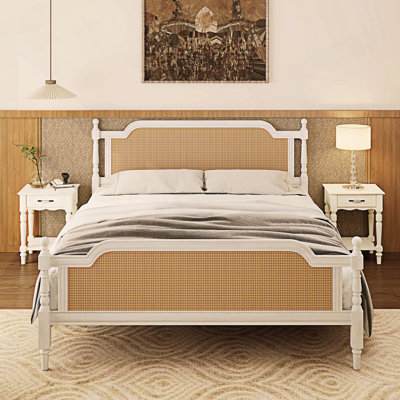 Traditional Style Bed Frame, Bedframe